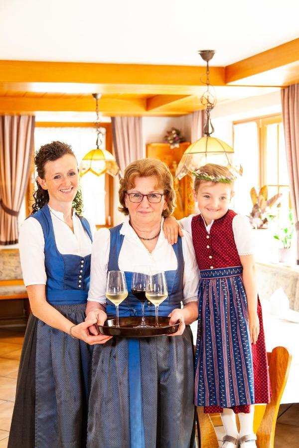 Gasthaus Rebstock Simonswald Esterno foto